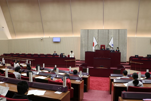 議場での様子