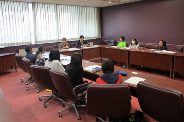 議場での様子